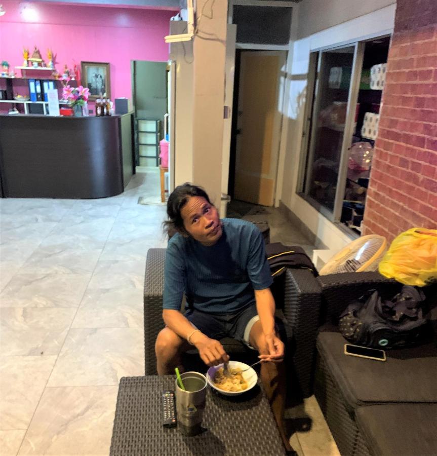 华欣 塔鲍旅馆酒店 外观 照片